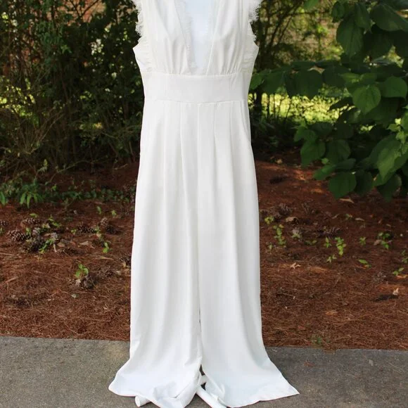 Francesca's Mi Ami Women's White Sleeveless Lace Bodice Jumpsuit Romper Medium - Picture 2 of 15